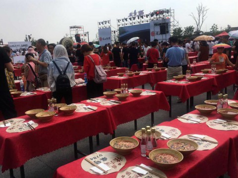 陜西旅游烹飪職業(yè)學(xué)院八位大師評委助力