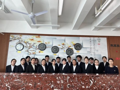 我院酒旅專業(yè)組織2022級(jí)新生開展前廳服務(wù)實(shí)訓(xùn)考核