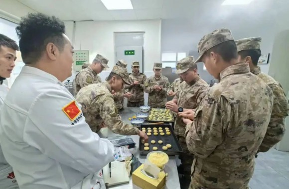 千里走邊關！“舌尖上”的擁軍