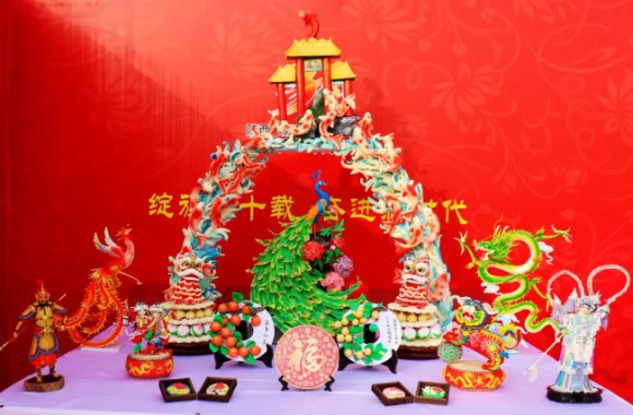 綻放三十載 奮進(jìn)新時(shí)代 | 非遺花餑餑展臺