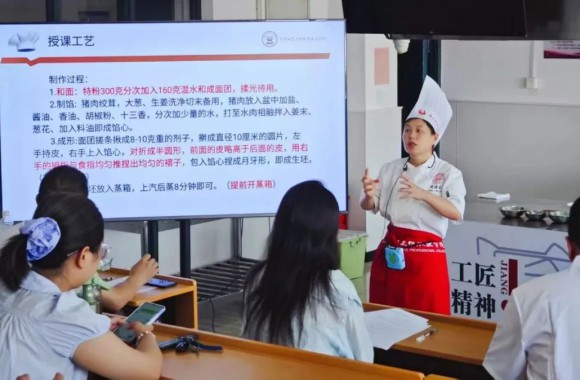 三尺講臺(tái)競(jìng)風(fēng)采 匠心育人見(jiàn)真章 | 2025年上半年實(shí)踐課教師教學(xué)能力比賽圓滿(mǎn)落幕